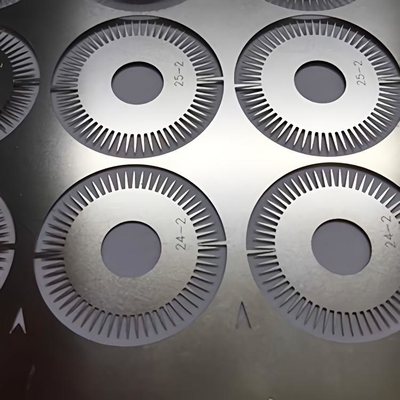 İyi bir fiyat. Güzellik endüstrisi için kazınmış güzellik iğneleri metal iğneleri çevrimiçi